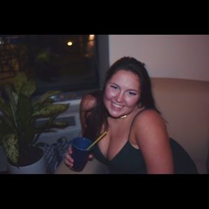 Meet your Posher, Sara